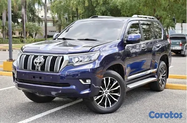 jeepetas y camionetas - Toyota Land Cruiser Prado 2014 | Diésel 4 Cilindros | 4x4 | 3 Filas | 7