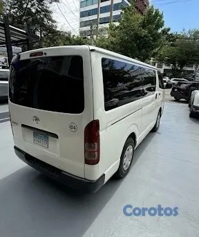 jeepetas y camionetas - Toyota Hiace 2017
 10