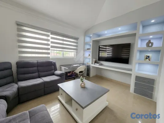 casas - PROYECTO CERRADO CASA CON PISCINA Y PANELES SOLARE 9