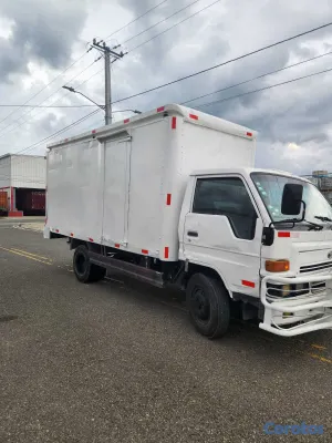camiones y vehiculos pesados - Daihatsu Delta 6