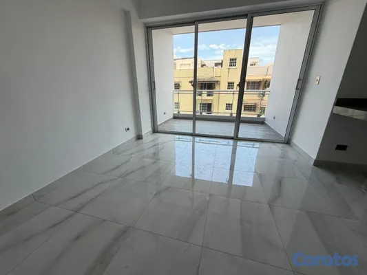 apartamentos - vendo en el millón piso 4 nuevo dos habitaciones 2.5 baños dos parqueos servicio 14