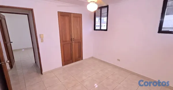 apartamentos - 4to piso la esmeralda santiago próximo al bravo 11