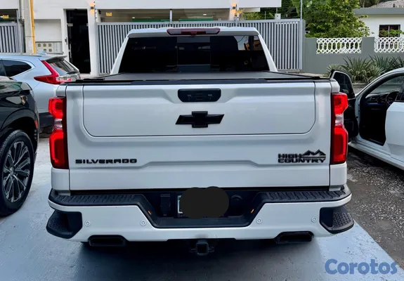 jeepetas y camionetas - Checrolet Silverado 2024 Highcountry 7