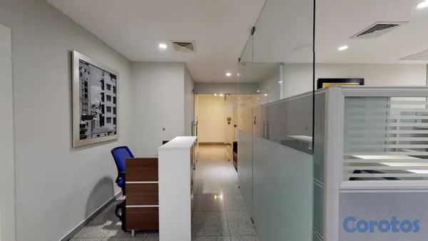 oficinas y locales comerciales - Alquilo local comercial en torre corporativa en Pi 3