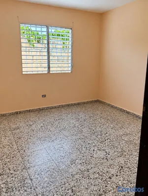 casas - Casa de un nivel para demoler con solar de 161 met 11