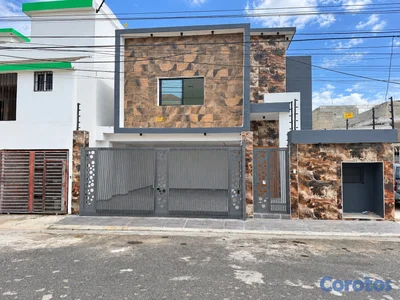 venta de casa de lujo con piscina y 5 habitaciones en la autopista de san isidro