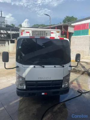 camiones y vehiculos pesados - VENDO ISUZU QKR 2023 EXCELENTES CONDICIONES 3