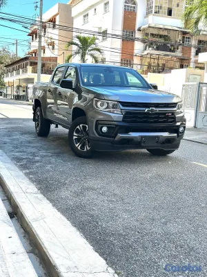 jeepetas y camionetas - Chevrolet Colorado Z71 4x4 2022 | 50,000 millas | Excelente estado 3