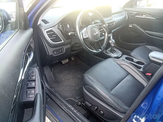 jeepetas y camionetas - Kia seltos SX turbo 4X4 2021 8