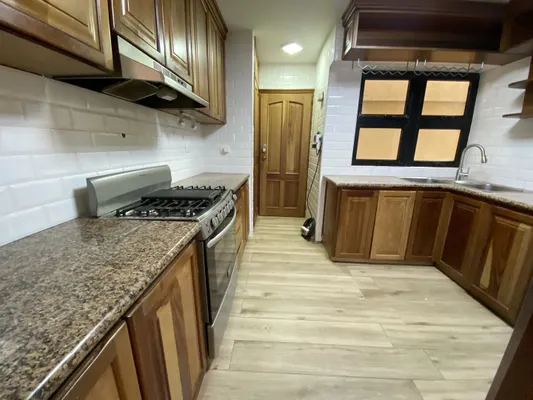 apartamentos - Apartamento en Alquiler en Paraiso: ¡Piso Alto, Oportunidad Única! 2