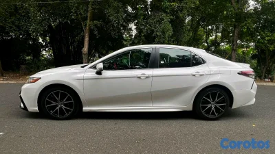 Toyota camry se 2021