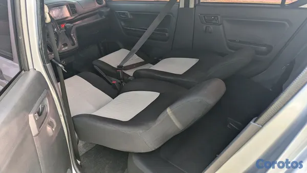 carros - Daihatsu mira 2019 en perfecto estado 6