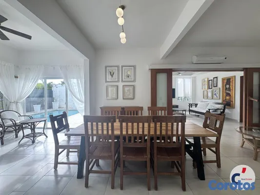 casas - Villa 4 Habitaciones Alquiler Ciudad La Palma, con 19