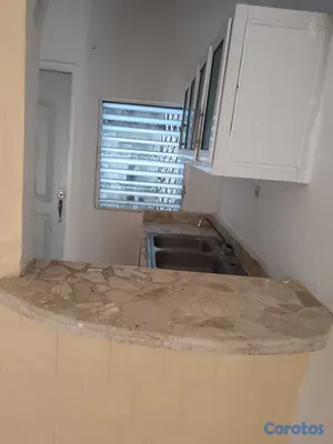 apartamentos - BAYONA ALQ APTOS  2 HAB S C  BANO, TINACO RD$ 1100 8
