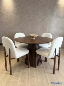 JUEGO DE COMEDOR DE 4 SILLAS 