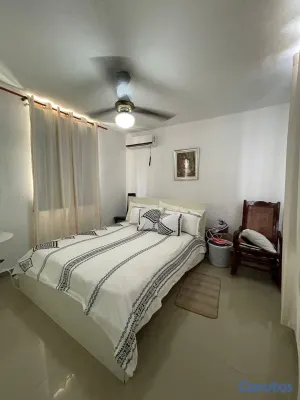 casas - vendo casa avenida Independencia KLM 9 dos niveles tres habitaciones con baño  17