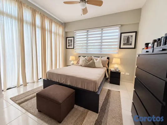 apartamentos - 🏡 ¡Apartamento en venta en Evaristo Morales por US 14