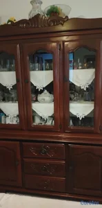 Vitrina en caoba