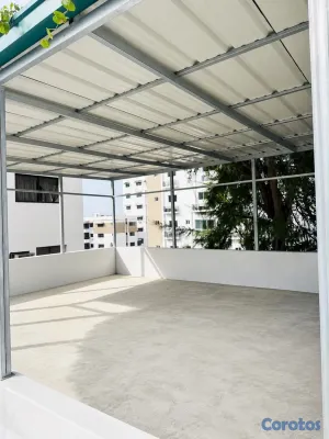 apartamentos - vendo renacimiento piso 4 con terraza tres habitaciones dos baños dos parqueos  5
