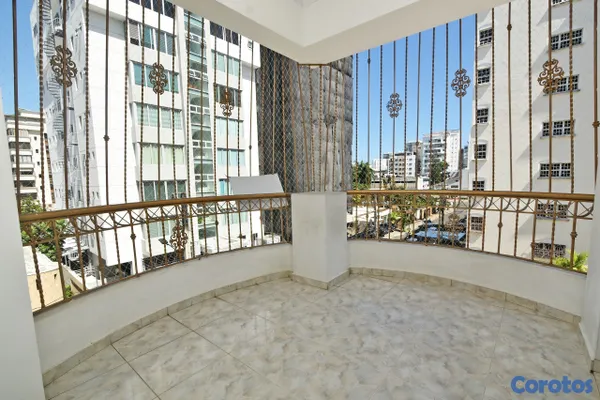 apartamentos - Apartamento clásico / Con Ascensor / Amplio / 9