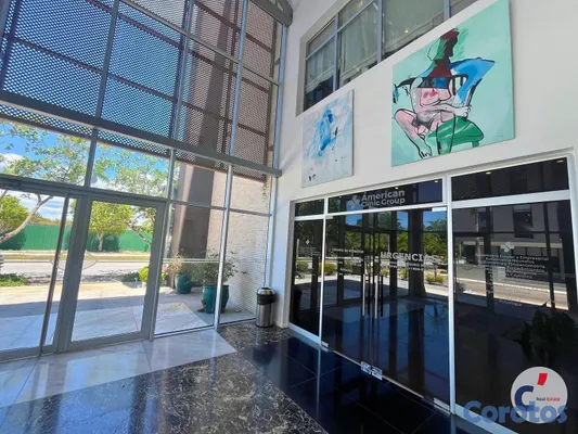 apartamentos - NEWLY RENOVATED COMMERCIAL SPACE FOR RENT IN PUNTA 2