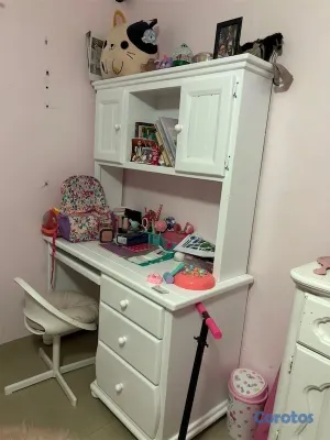 muebles y colchones - Por motivo de viaje vendo todo!! Gavetero juego de Terraza comedor cuadros 3