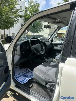 jeepetas y camionetas - Toyota land cruicer 1991 3