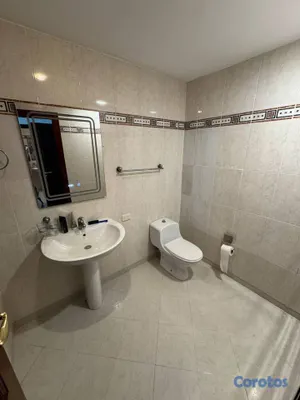apartamentos - Apartamento de 3 habitaciones en alquiler frente a 6