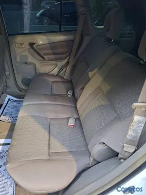 jeepetas y camionetas - vendo toyota rav4 2004  4