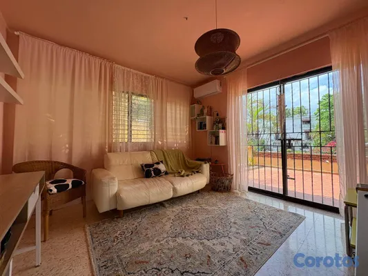 casas - Casa de 2 niveles en venta en Colina de Los Rios 11