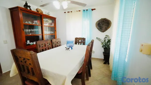 casas - Villa de 4 Habitaciones con Vistas al Mar y la Montaña en Colina Tranquila 5