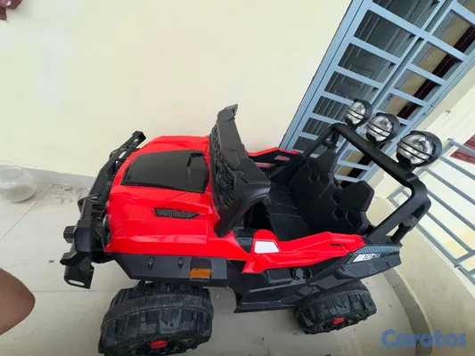juguetes - Carro infantil 4x4 de bateria con su control nuevo todo para niño de 2 a 11 año 2