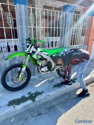 motores y pasolas - Se vende Kawasaki KX450 2