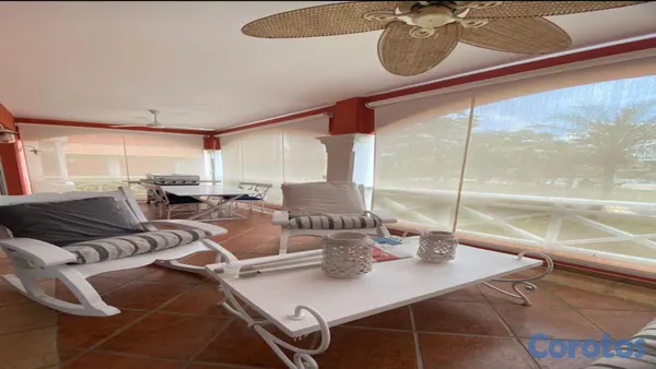 casas vacacionales y villas - VILLA EN JUAN DOLIO EN METRO PRIMER NIVEL 9