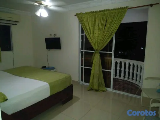 casas vacacionales y villas - Apartahotel en Juan Dolio, excelente para inversión de hospedaje y eventos  10