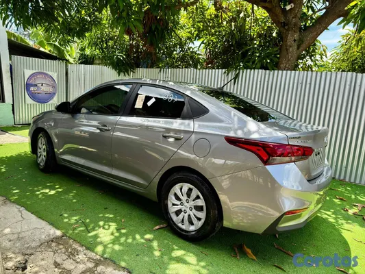 carros - 2021 Hyundai Accent Clean Carfax 9