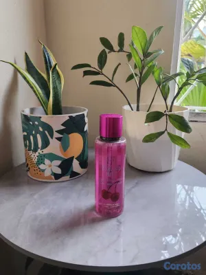 salud y belleza - Perfume l,emperatriz, body mist y perfume Sakeena  5