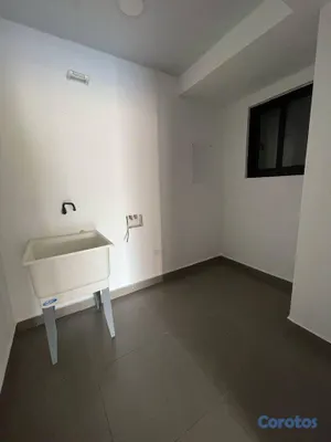 apartamentos - Apartamento listo de 3 habitaciones con hermosa vi 10