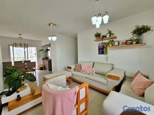 apartamentos - Apartamento en Venta en la Jacobo Majluta 1er Piso 13