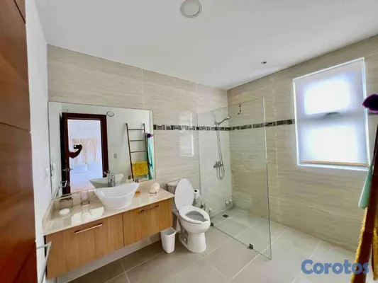 casas vacacionales y villas - San Juan Lakes: villa de 3 habitaciones con piscina y paneles solares 2