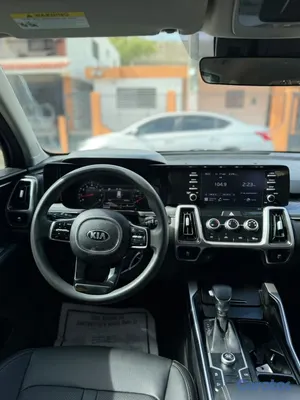 jeepetas y camionetas - Kia Sorento LX 2021 11