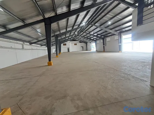 otros inmuebles - Alquilo Nave 2,000 mts en Herrera  3