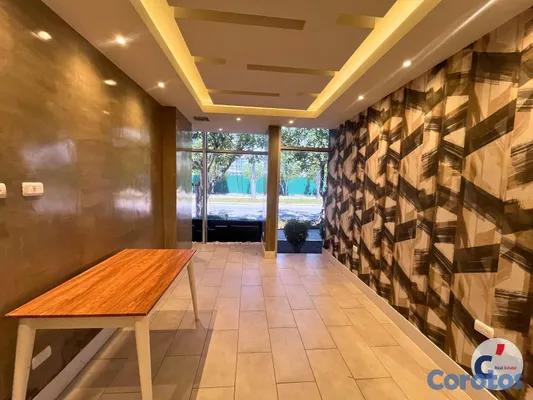 apartamentos - NEWLY RENOVATED COMMERCIAL SPACE FOR RENT IN PUNTA 4