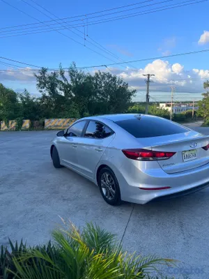carros -  ¡EN VENTA! HYUNDAI ELANTRA 2017  4