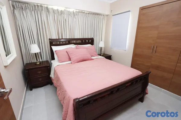 habitaciones y viviendas compartidas - Alquilo habitación amueblada SOLO para mujer estudiante sin vehiculo 4