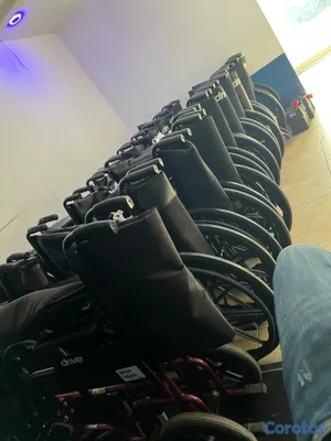 Salud y Equipamiento Médico - Silla de Ruedas para Adultos 6