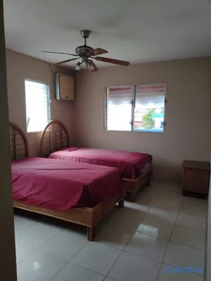 apartamentos - VENDO Excelente oportunidad en la Zona Universitaria! 3er nivel, 124 m. 3