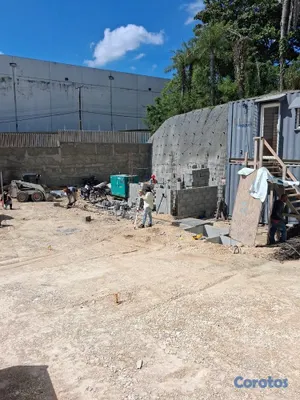 oficinas y locales comerciales - Arriendo Nave de 885 m2 próximo a Autopista Duarte 2