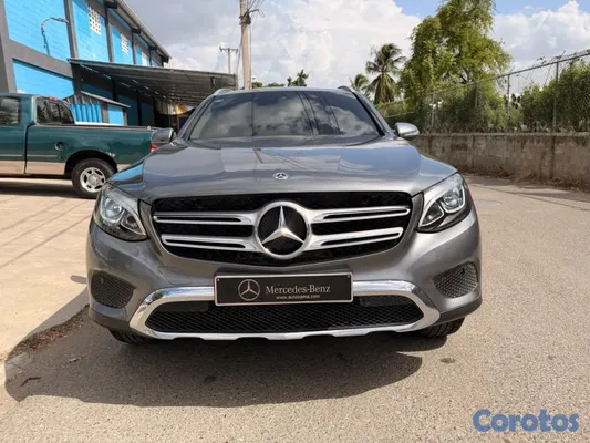 jeepetas y camionetas - Mercedes-Benz GLC 200 2019 en venta! 3