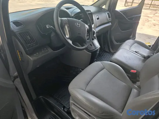 jeepetas y camionetas - hiunday starex 2021 10